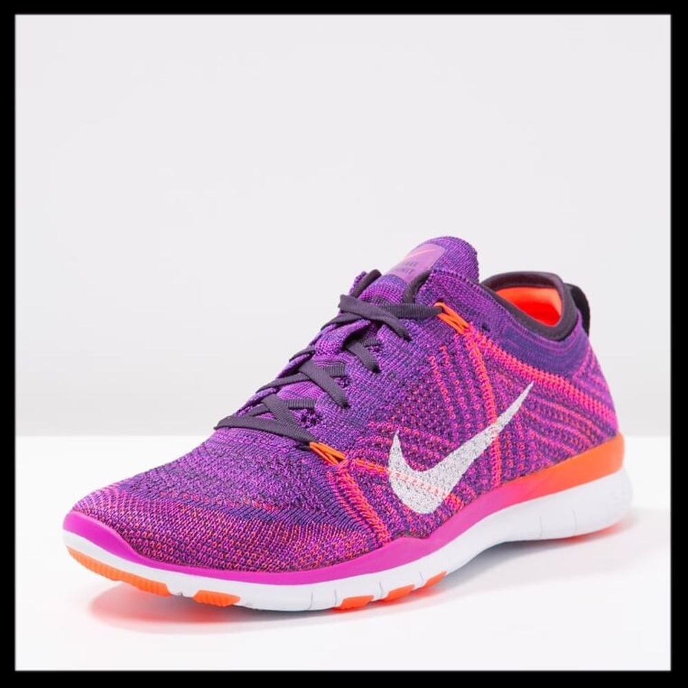 SOLD 🧡 nike // free tr flyknit training sneakers - Picture 1 of 8